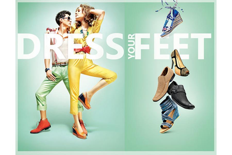 The Mad Rush sale on Mochi Shoes and Accessories with flat 60% OFF.